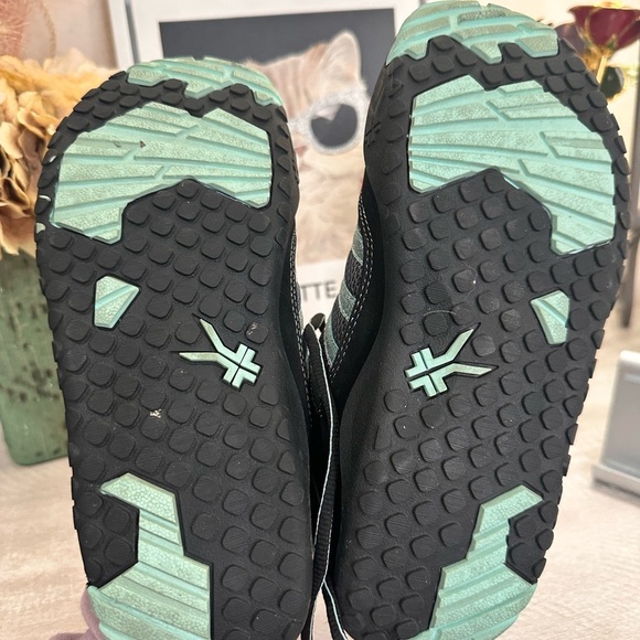 KURU Orthopedic Women's Black and Gray Hiking Shoes size 7.5 - Picture 6 of 6